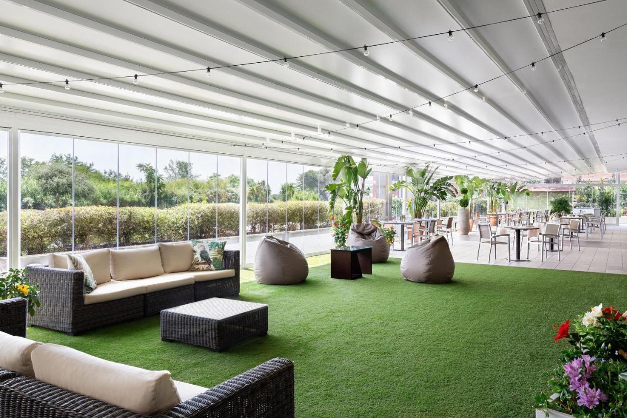 Courtyard By Marriott Rome Central Park Экстерьер фото